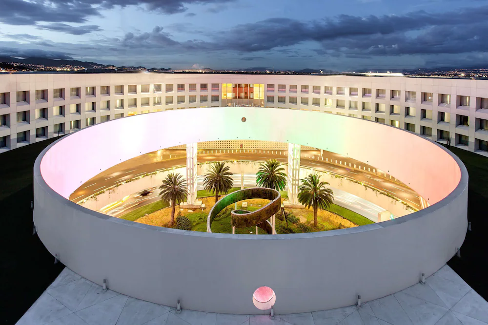 NH HOTEL Mexico City’s Terminal 2 Refuge